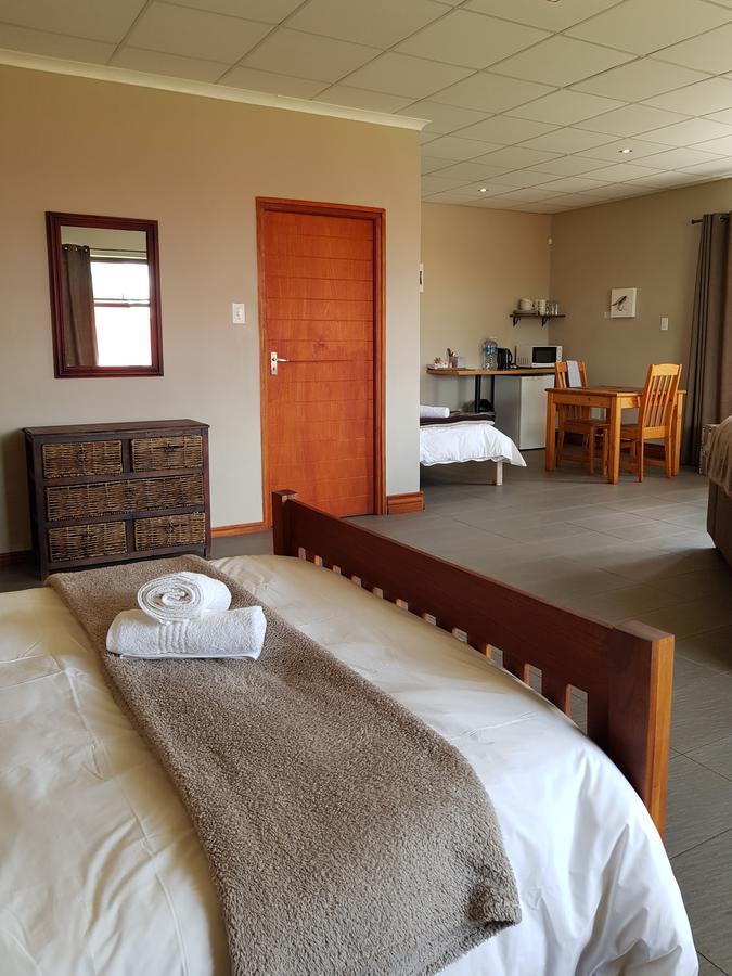 Stay@67 Apartments - Dullstroom Buitenkant foto